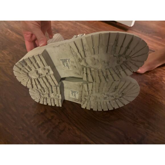 Steve Madden Zyla chelsea boots in size 8 - Picture 5 of 5